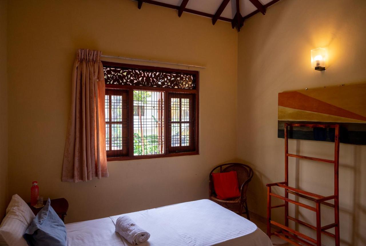 The Tourist Balcony Appartement Negombo Buitenkant foto